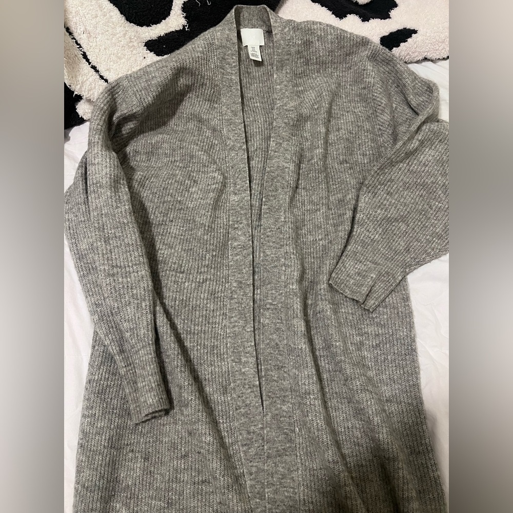 H&M Gray Women's Cardigan Sweater